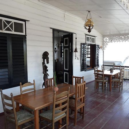 Guesthouse Un Pied-A-Terre Παραμαρίμπο Εξωτερικό φωτογραφία