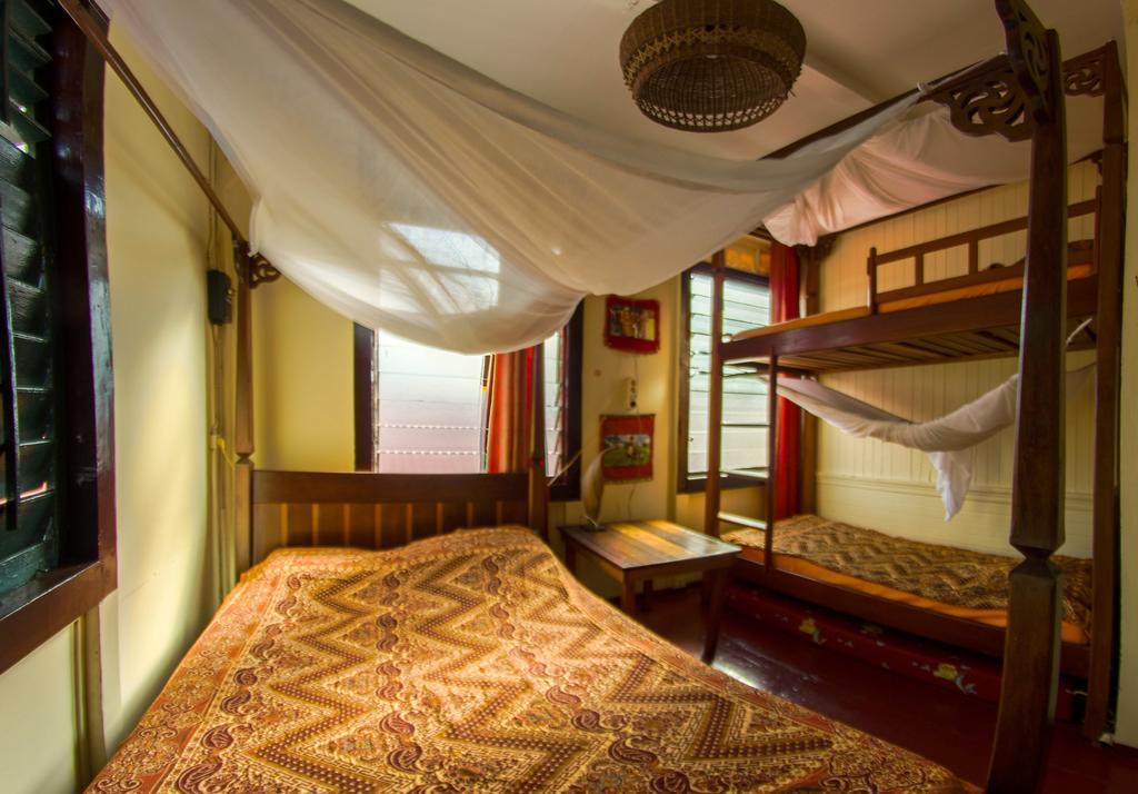 Guesthouse Un Pied-A-Terre Παραμαρίμπο Εξωτερικό φωτογραφία